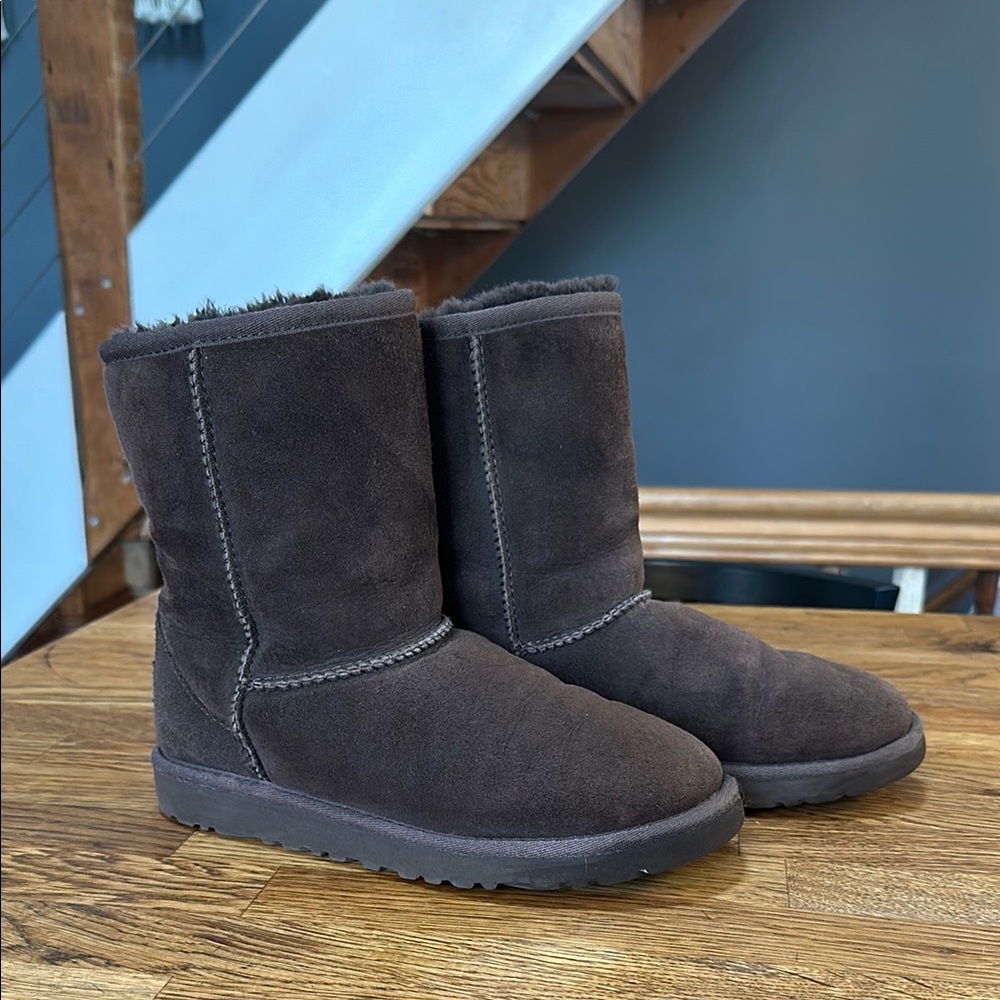 ugg dark brown classic mid shaft boots - used